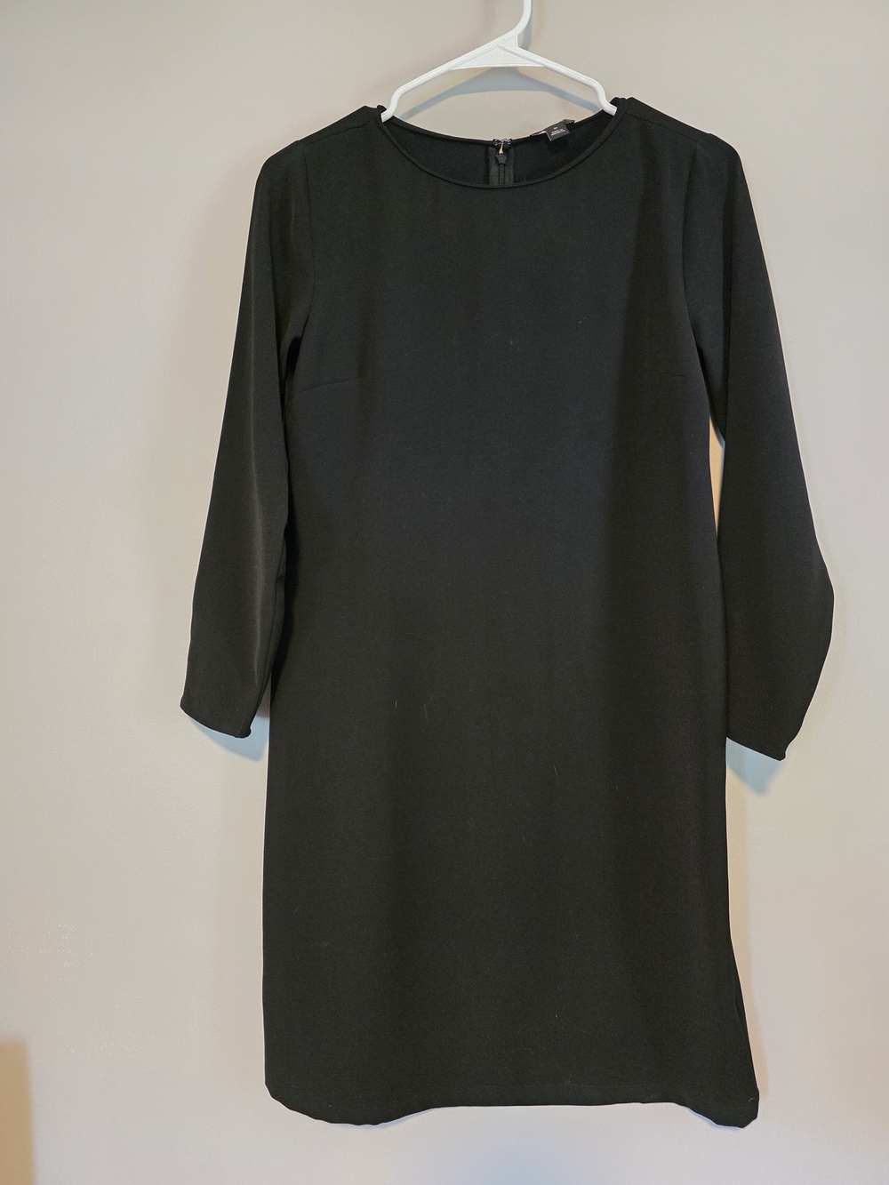 Ann Taylor Factory Black Long Sleeve Shift Dress with Crew Neck